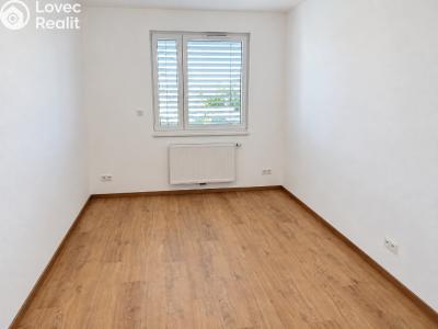 Sale apartment 3+KK Pardubice, U Sportovní školy 377 č. 5
