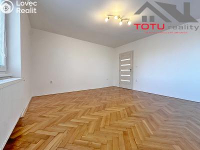 Rent apartment 3+KK Jaroměř, Hrubínova č. 7