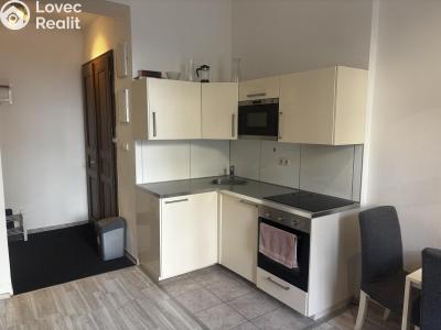 Pronájem bytu 2+KK Praha, 28. pluku č. 5