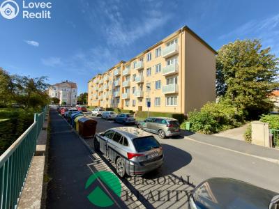 Prodej bytu 2+1 Chomutov, Purkyňova č. 27