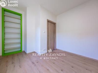 Sale apartment 3+KK Praha, Světská č. 11