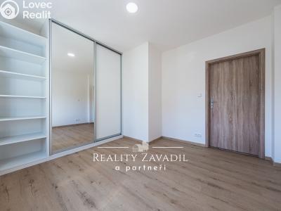 Sale apartment 3+KK Praha, Světská č. 14