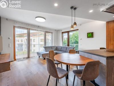 Sale apartment 3+KK Praha, Naskové č. 12