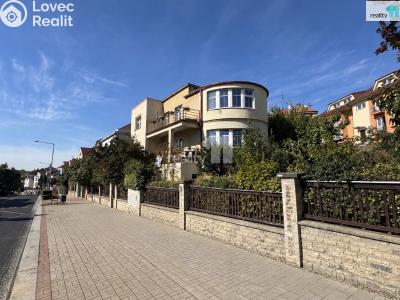 Rent apartment 2+KK Praha 8, Na stráži č. 10