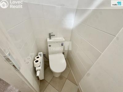 Rent apartment 2+KK Praha 8, Na stráži č. 14