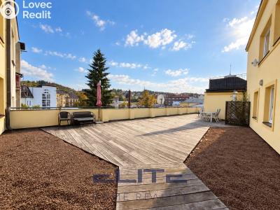 Pronájem bytu 1+KK Jablonec nad Nisou, Anenské náměstí č. 13