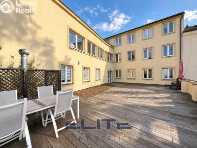 Pronájem bytu 1+KK Jablonec nad Nisou, Anenské náměstí č. 14