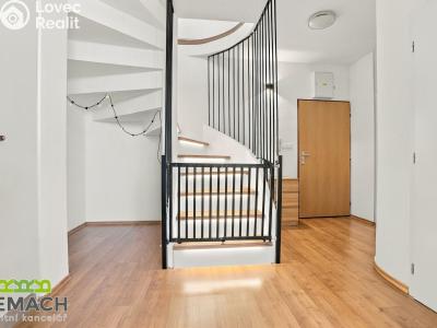 Продаж квартири 4+KK Staré Město, Moravní nábřeží č. 8