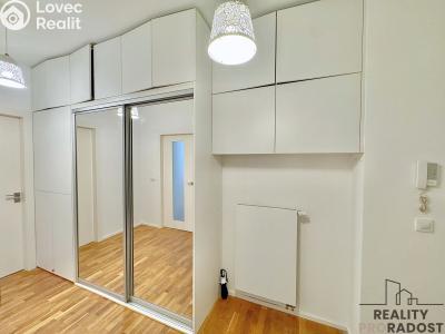 Rent apartment 2+KK Praha, Nikoly Tesly č. 6