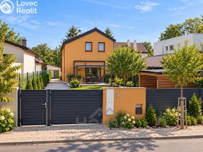 Продаж сімейного будинку Praha, Záhornická č. 37