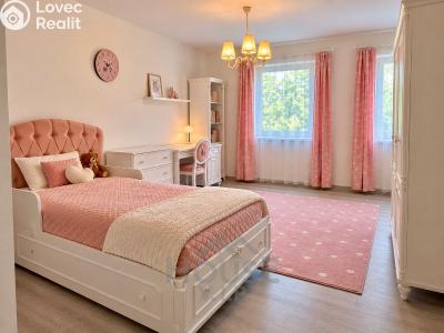 Продаж сімейного будинку Praha, Záhornická č. 17