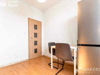 Prodej bytu 2+1 Praha, Místecká č. 3