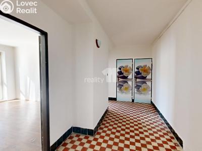 Sale apartment 2+1 Pardubice, náměstí Dukelských hrdinů č. 7