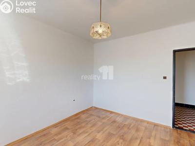 Sale apartment 2+1 Pardubice, náměstí Dukelských hrdinů č. 15