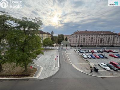 Sale apartment 2+1 Pardubice, náměstí Dukelských hrdinů č. 17