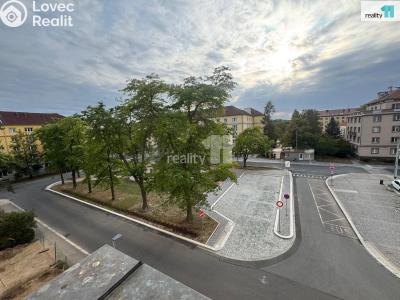 Sale apartment 2+1 Pardubice, náměstí Dukelských hrdinů č. 19