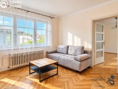 Pronájem bytu 3+KK Praha, Romana Blahníka č. 4
