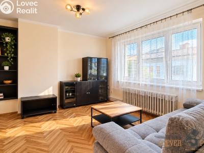 Pronájem bytu 3+KK Praha, Romana Blahníka č. 5