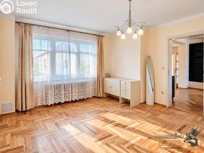 Pronájem bytu 3+KK Praha, Romana Blahníka č. 11