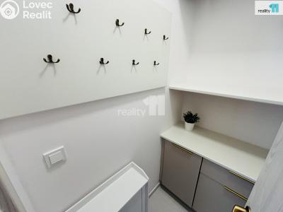 Rent apartment 1+1 Praha 10, Krymská č. 9