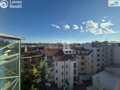 Rent apartment 1+1 Praha 10, Krymská č. 11