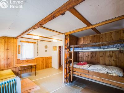 Sale hut Tábor č. 4