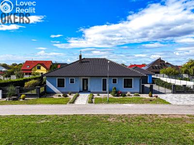 Sale family house Březí, Platanová č. 1