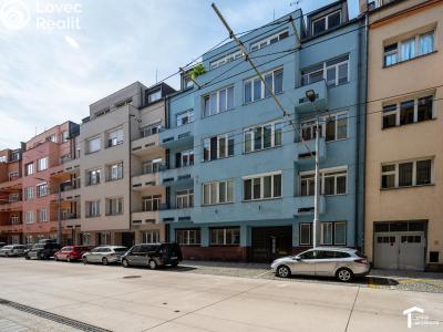 Sale apartment 3+1 Pardubice, Sladkovského 2059 č. 1