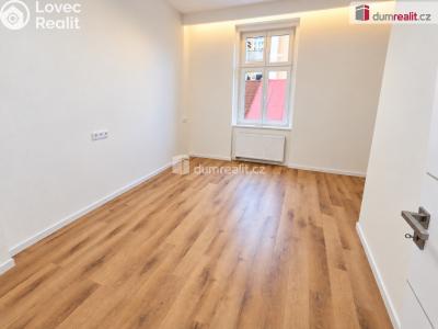 Продаж квартири 2+KK Praha 5, Plzeňská č. 8