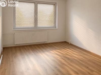Prodej bytu 2+1 Klášterec nad Ohří, Příčná 561 č. 9