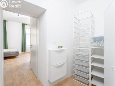 Pronájem bytu 1+KK Praha, Kateřinská č. 4