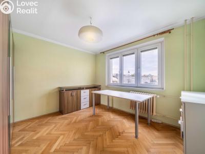 Pronájem bytu 3+1 Plzeň, Republikánská č. 10