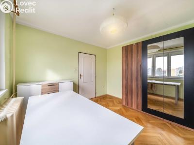 Pronájem bytu 3+1 Plzeň, Republikánská č. 11