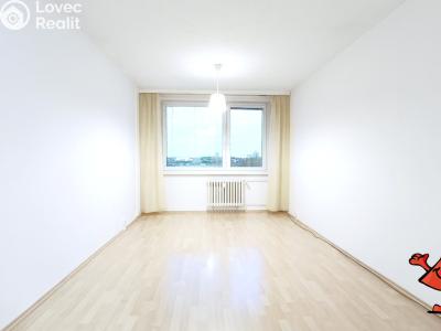 Rent apartment 2+KK Praha, Kurčatovova č. 14