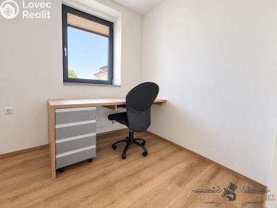 Rent apartment 3+KK Hradec Králové, Albertova č. 4