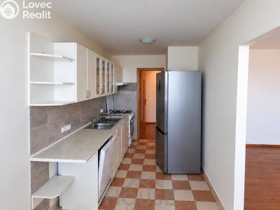 Prodej bytu 3+1 Praha, Kuželova č. 4