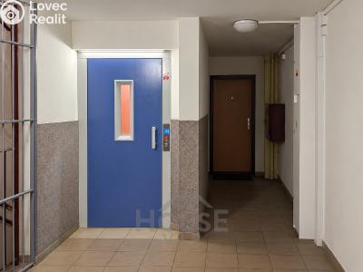 Prodej bytu 3+1 Praha, Kuželova č. 15