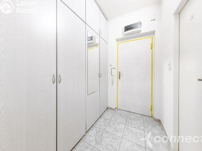 Prodej bytu 1+KK Praha, Spojařů 1254 č. 10