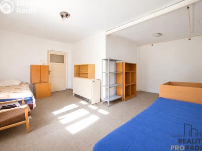 Prodej rodinného domu Kladruby nad Labem č. 19