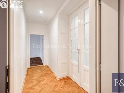 Prodej bytu 3+1 Praha, Spálená č. 14