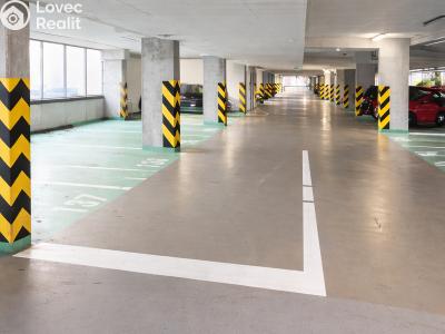Sale parking place Praha, Zakšínská č. 5
