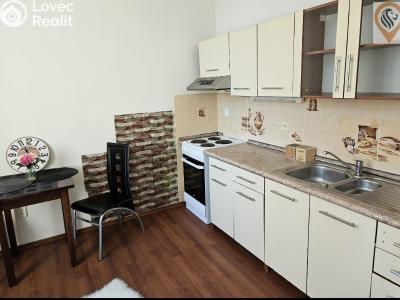 Sale apartment 2+1 Hradec Králové, Za Škodovkou č. 1