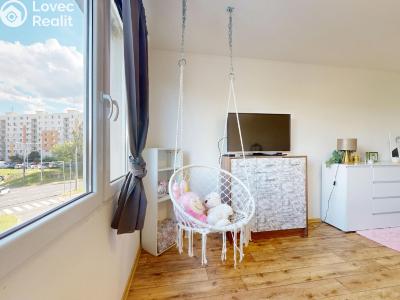 Sale apartment 3+1 Chomutov, 17. listopadu č. 1