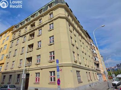 Sale apartment 3+1 Praha, Přístavní č. 19