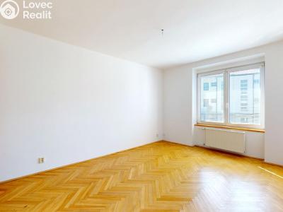 Prodej rodinného domu Praha, U družstva Práce č. 10