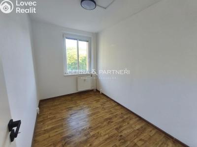 Rent apartment 4+1 Jirkov, Studentská 1270 č. 10