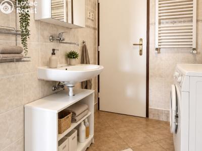 Rent apartment 3+1 Hradec Králové, náměstí 5. května č. 13