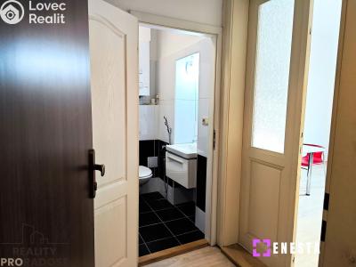 Pronájem bytu 1+KK Praha, náměstí Generála Kutlvašra č. 7