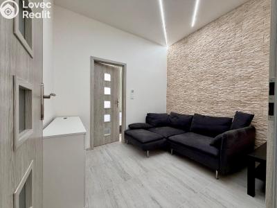 Rent apartment 3+1 Praha, Na Jarově č. 4