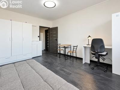 Prodej bytu 3+1 Chomutov, Výletní 5262 č. 21